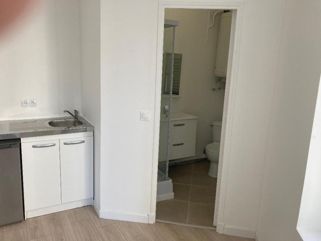 Studio de 14 m² | Proximité immédiate de La Défense - Photo 10 - Puteaux