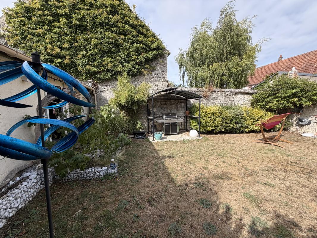 A VENDRE MAISON ANCIENNE TOTALEMENT RESTAUREE - Photo 13 - ANGERVILLE