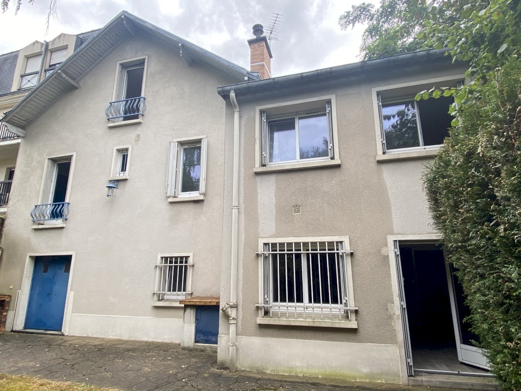 Maison 8 pièces de 150 m² - Photo 1 - Bourg-la-Reine
