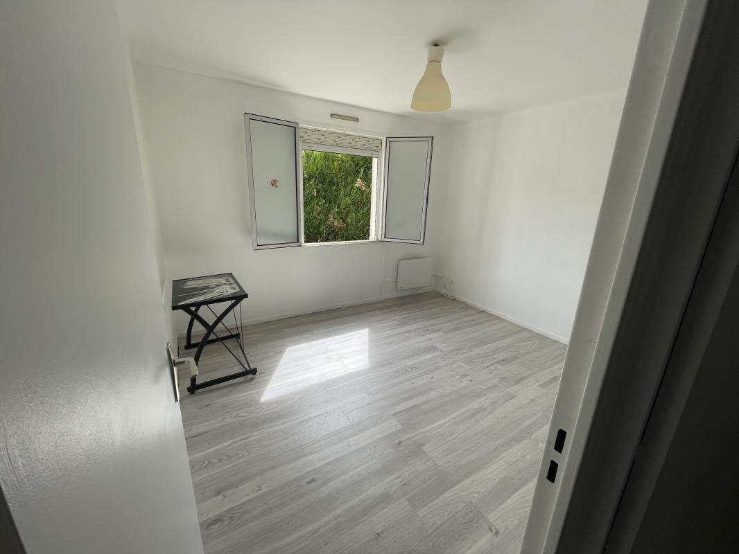 Charmante maison de 1985 plain -pied avec garage et jardin de 500m² - Photo 1 - Bruyères-sur-Oise