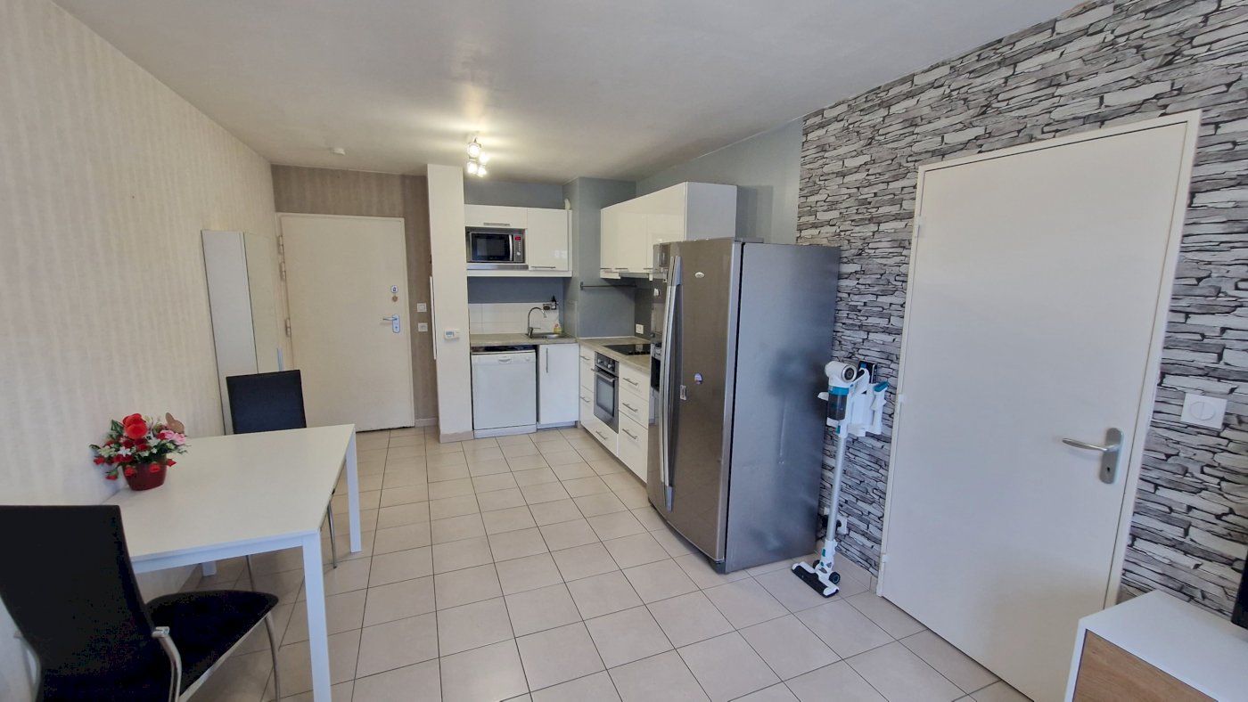 Appartement T2 + Balcon - Photo 2 - Meaux