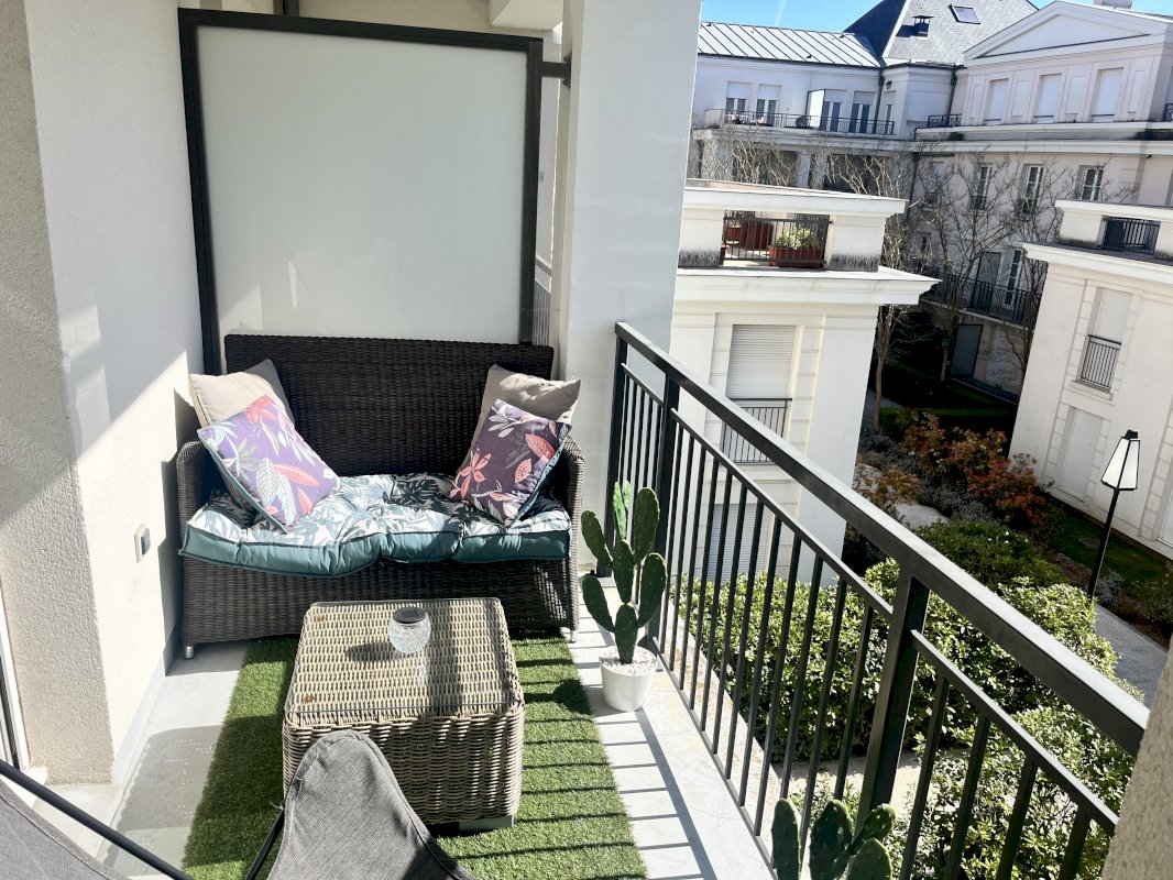 Appartement T3 traversant - Photo 2 - Chessy