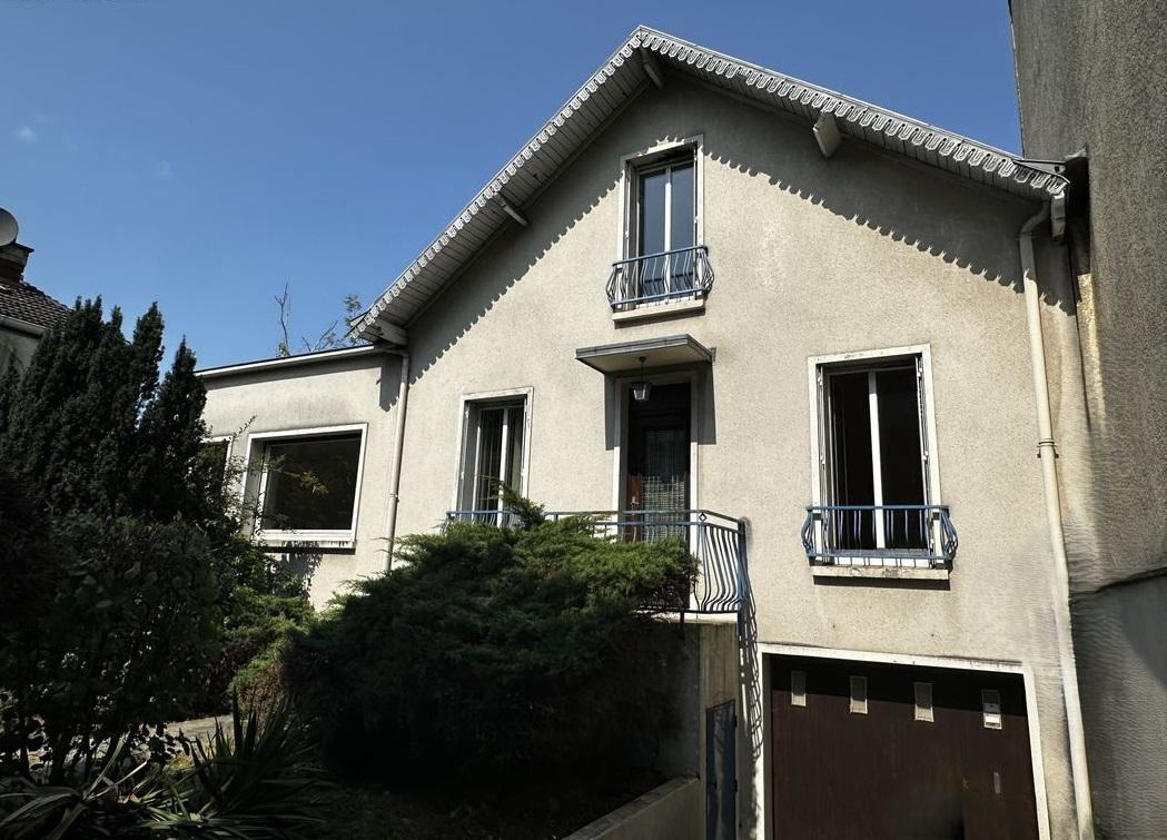 Maison 8 pièces de 150 m² - Photo 2 - Bourg-la-Reine