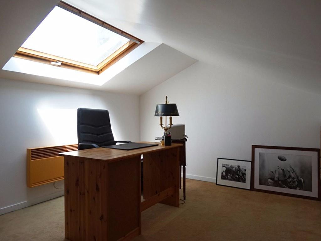 Maison familiale - Photo 6 - Épône