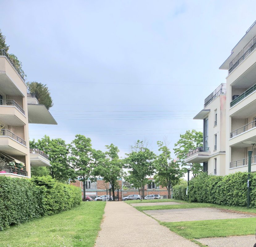 Appartement F2 avec locataire pour investissement - Photo 6 - Élancourt