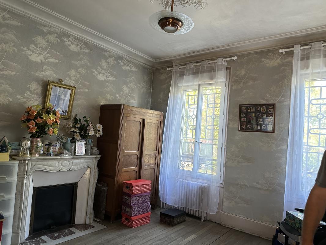Demeure bourgeoise de 180 m² | Épinay sur Seine - Photo 6 - Épinay-sur-Seine