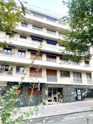 Paris 12 Surfaçe Total 215m2 avec Terrasse Jardin - Appartement 99M2 Carrez Habitable - Paris (75012)