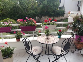 Calme et jardin pour ce T3 rénové de 76 m² à 15 minutes de Montparnasse - Meudon (92160)